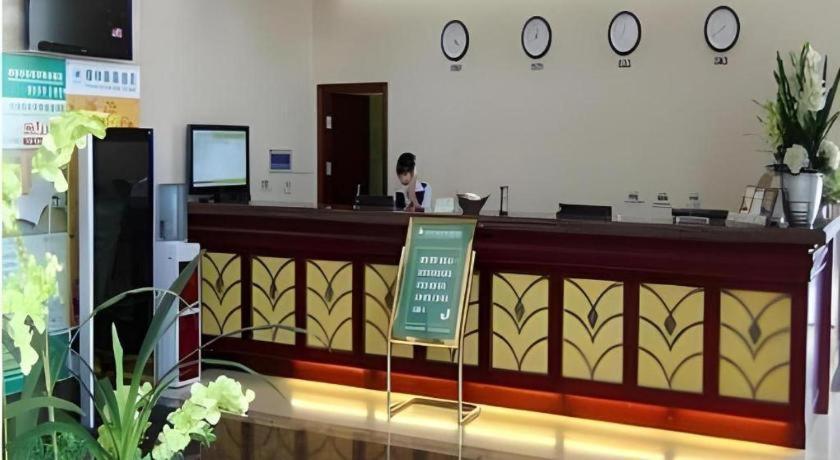 Greentree Inn Tianjin Wuqing Distric Bohai Market Exterior photo